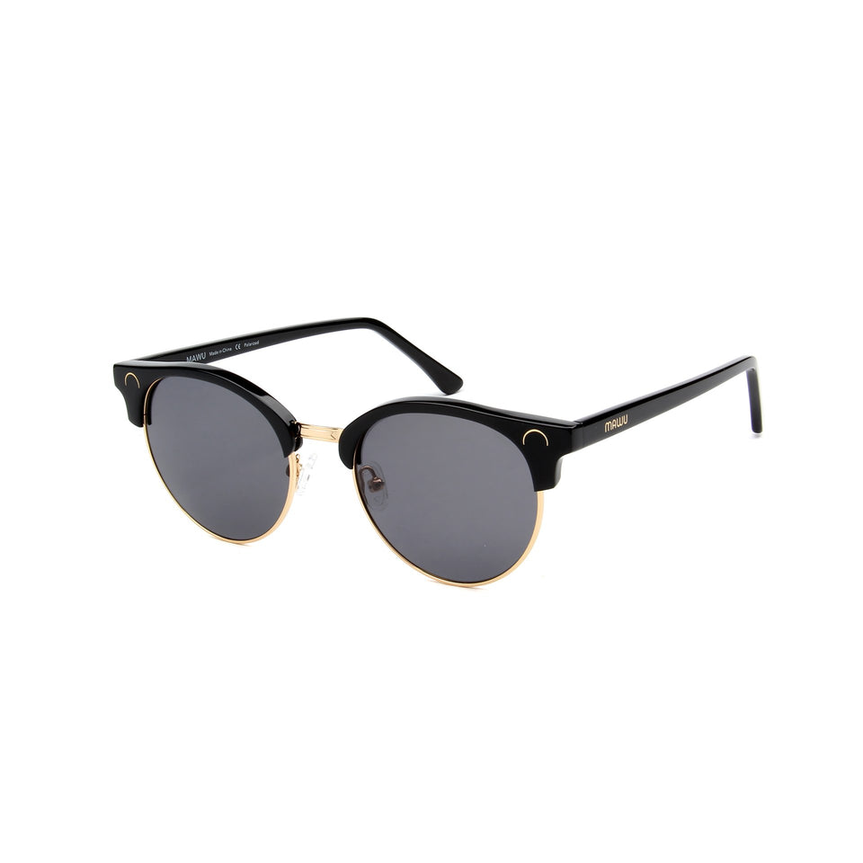 Tropez Jet Black - Angle View - Dark Grey lens - Mawu sunglasses