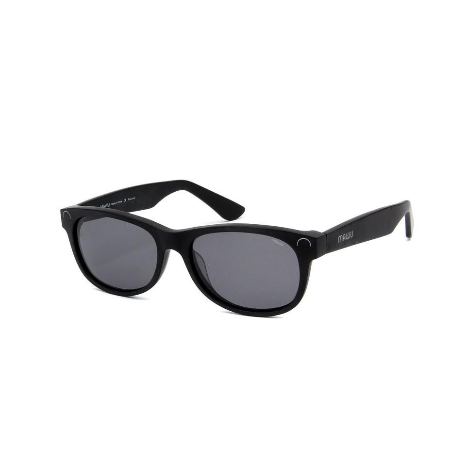 Maiao Matte Black - Angle View - Grey lens - Mawu sunglasses
