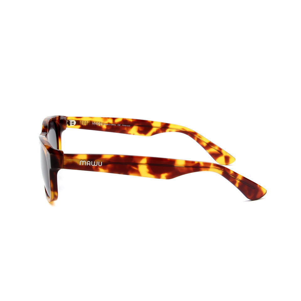 Maiao Tortoise - Side View - Grey Gradient lens - Mawu sunglasses